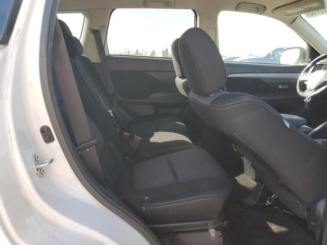 Photo 11 from auction – 2016 MITSUBISHI OUTLANDER with VIN JA4AD3A36GZ001091