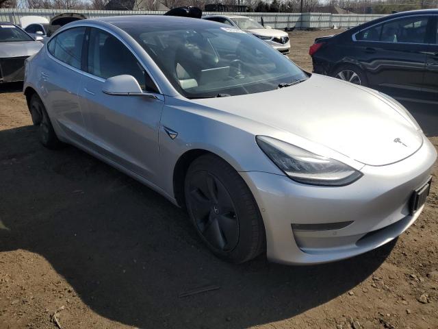 Photo 4 from auction – 2018 TESLA MODEL 3 with VIN 5YJ3E1EB8JF065065
