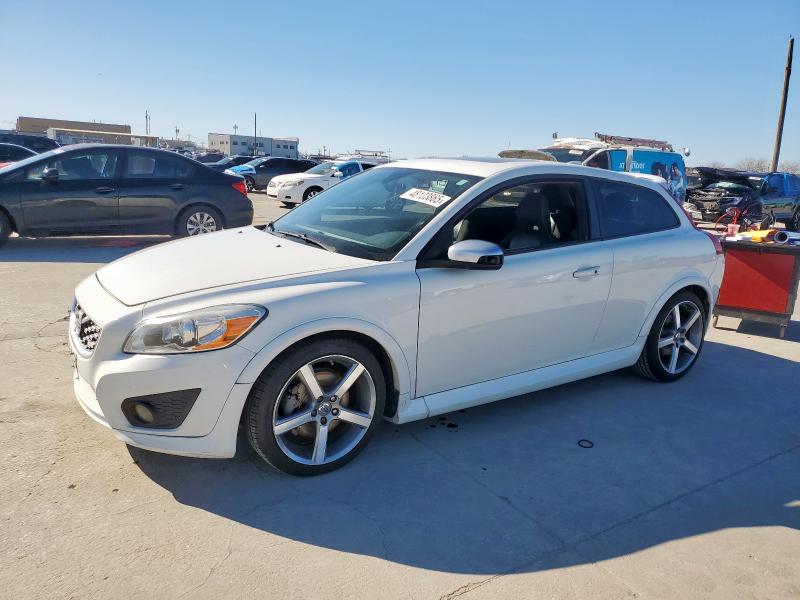 VOLVO C30 T5 2011 with VIN YV1672MK5B2233872 - Photo from auction