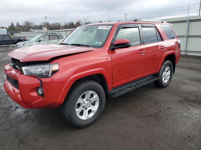 TOYOTA 4RUNNER SR 2022 with VIN JTEMU5JR4N6019845 - Photo from auction