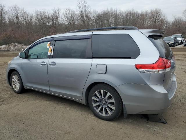 Photo 2 from auction – 2011 TOYOTA SIENNA XLE with VIN 5TDDK3DC3BS013939