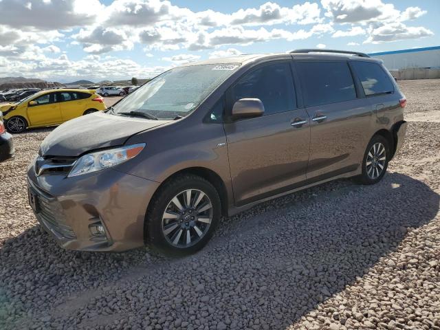 TOYOTA SIENNA XLE 2018 with VIN 5TDDZ3DC2JS190590 - Photo from auction