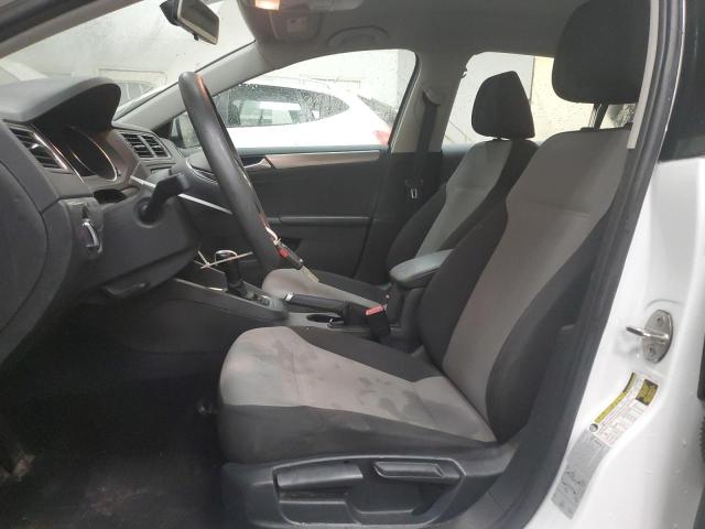 Photo 7 from auction – 2017 VOLKSWAGEN JETTA S with VIN 3VW2B7AJ8HM319400