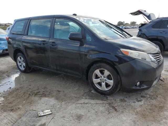 Photo 4 from auction – 2017 TOYOTA SIENNA with VIN 5TDZZ3DC0HS860346