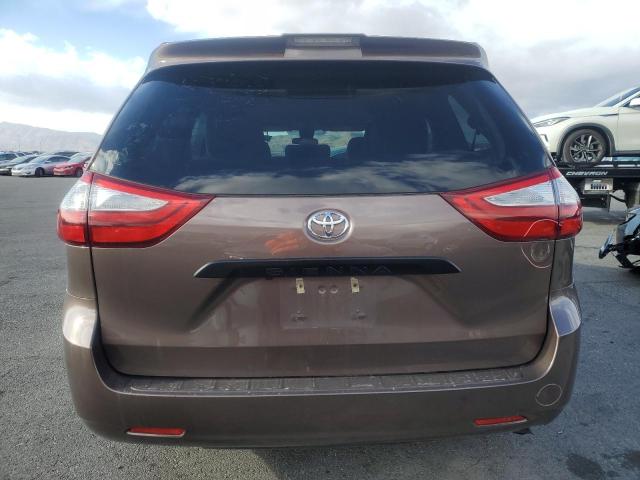 Photo 6 from auction – 2019 TOYOTA SIENNA with VIN 5TDZZ3DC4KS976558