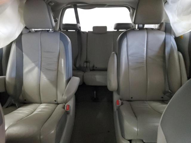 Photo 10 from auction – 2013 TOYOTA SIENNA XLE with VIN 5TDYK3DC7DS343698