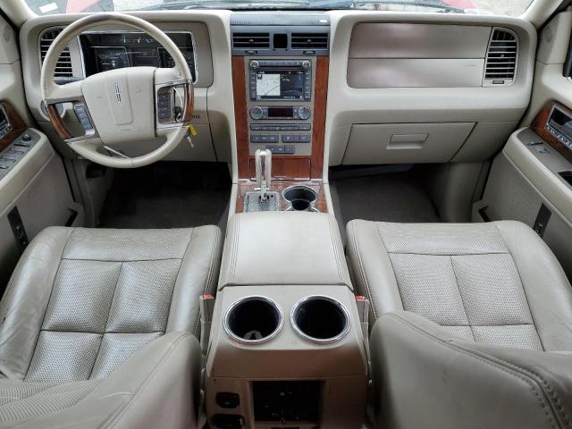 Photo 8 from auction – 2014 LINCOLN NAVIGATOR with VIN 5LMJJ2J55EEL06038