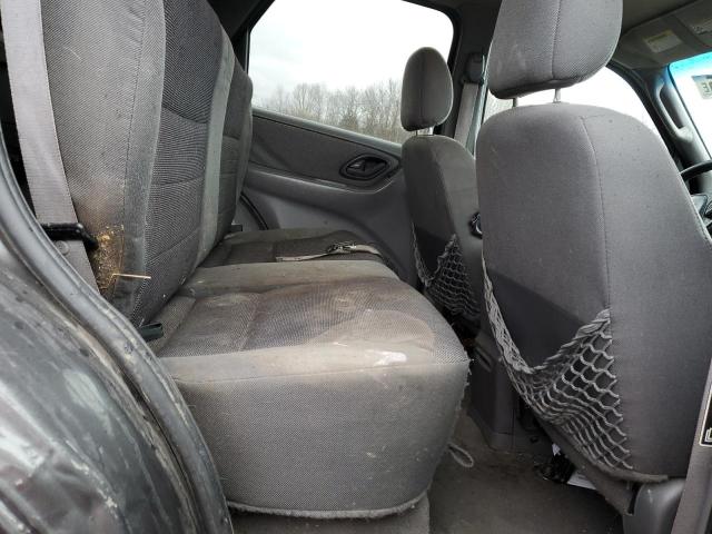 Photo 11 from auction – 2002 FORD ESCAPE XLT with VIN 1FMYU04152KD66372