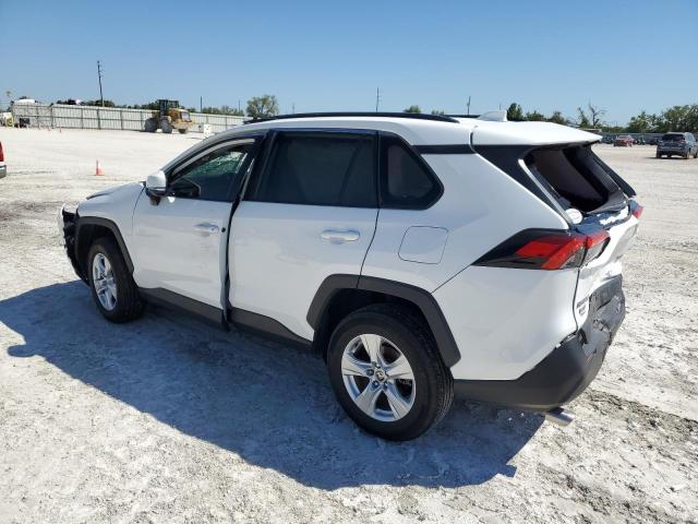 Photo 2 from auction – 2021 TOYOTA RAV4 XLE with VIN 2T3W1RFV6MC137641