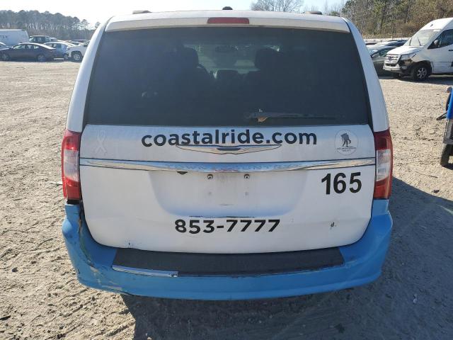 Photo 6 from auction – 2015 CHRYSLER TOWN & COU with VIN 2C4RC1BG7FR637030