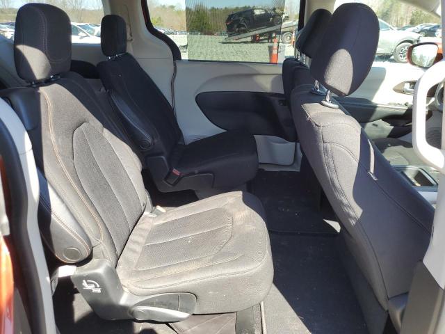 Снимка 11 от търг – 2018 CHRYSLER PACIFICA T с VIN 2C4RC1FG1JR163594