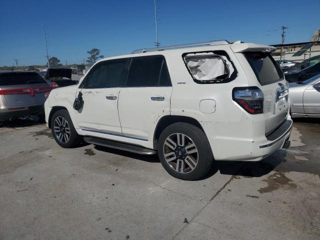 Photo 2 from auction – 2018 TOYOTA 4RUNNER SR with VIN JTEBU5JR6J5605650