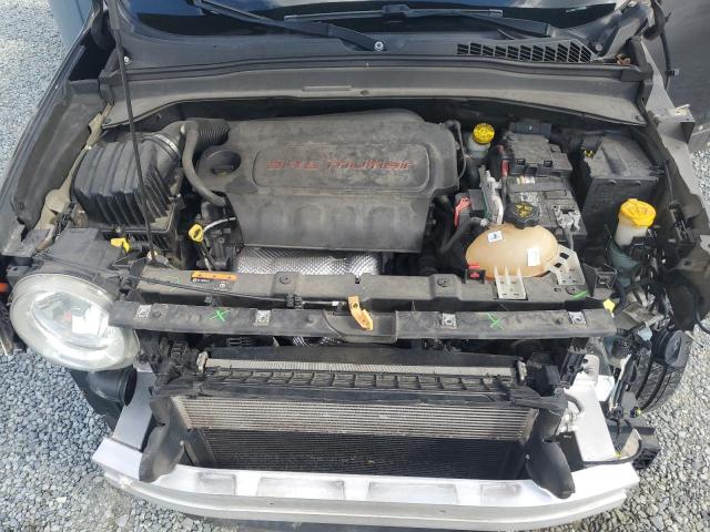 Photo 11 from auction – 2016 JEEP RENEGADE L with VIN ZACCJBDT7GPD23914