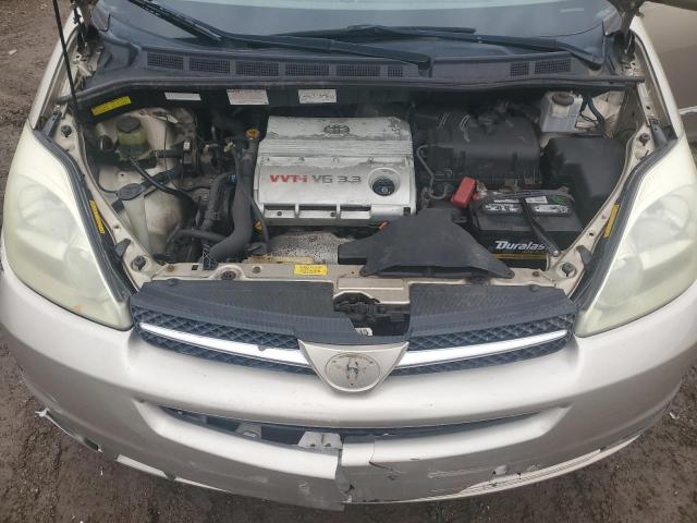 Photo 12 from auction – 2004 TOYOTA SIENNA XLE with VIN 5TDBA22C24S016650