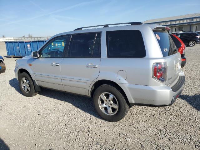 Снимка 2 от търг – 2006 HONDA PILOT EX с VIN 5FNYF18526B010546