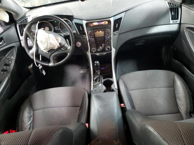 Photo 8 from auction – 2011 HYUNDAI SONATA SE with VIN 5NPEC4AC0BH229118