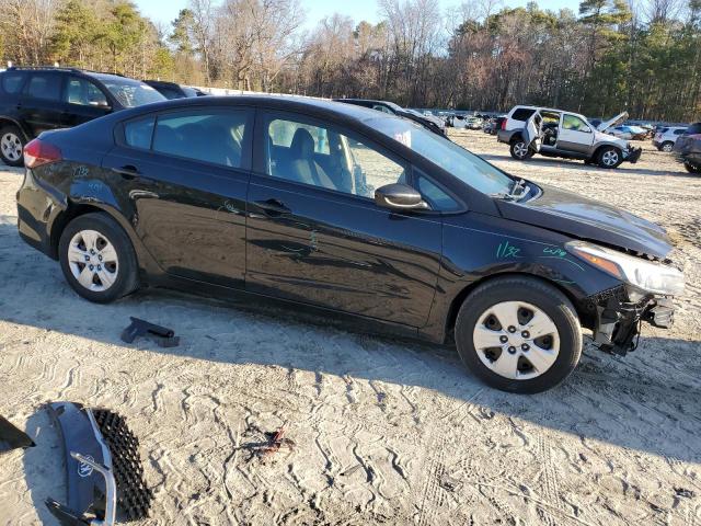 Photo 4 from auction – 2017 KIA FORTE LX with VIN 3KPFK4A78HE154241