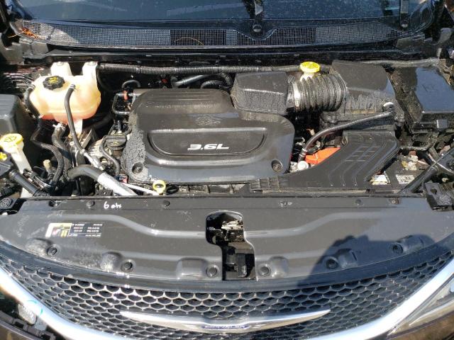 Photo 12 from auction – 2017 CHRYSLER PACIFICA L with VIN 2C4RC1GG4HR538998