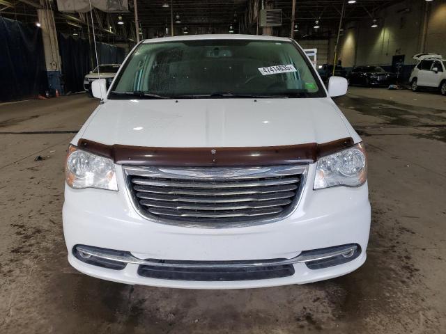 Photo 5 from auction – 2016 CHRYSLER TOWN & COU with VIN 2C4RC1BGXGR253230