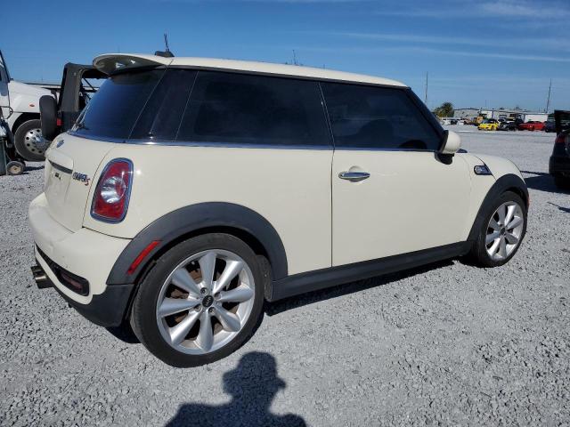 Photo 3 from auction – 2011 MINI COOPER S with VIN WMWSV3C55BTY20429