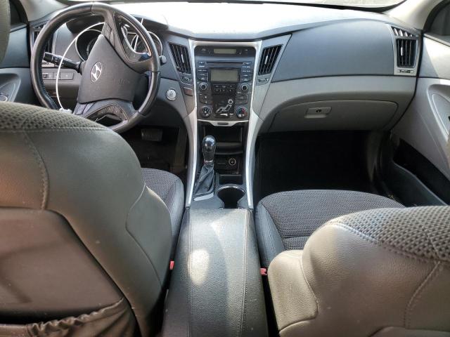 Photo 8 from auction – 2012 HYUNDAI SONATA SE with VIN 5NPEC4AC8CH411537