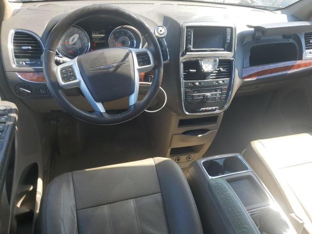 Photo 8 from auction – 2015 CHRYSLER TOWN & COU with VIN 2C4RC1BG1FR588973