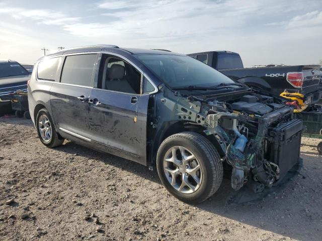 Photo 4 from auction – 2017 CHRYSLER PACIFICA L with VIN 2C4RC1GG8HR794111