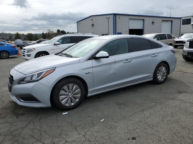 Photo 1 from auction – 2017 HYUNDAI SONATA HYB with VIN KMHE24L10HA059207