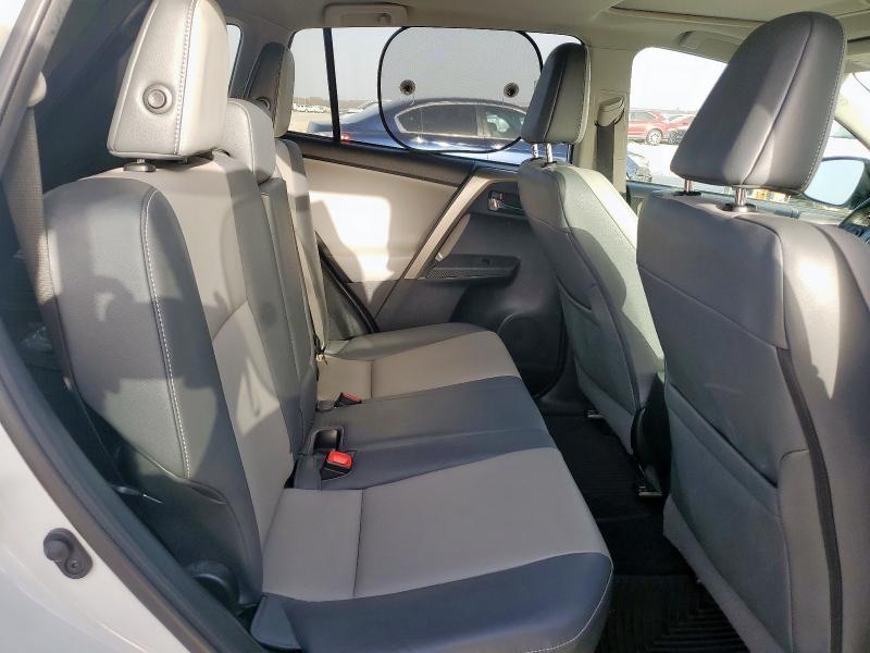 Photo 11 from auction – 2015 TOYOTA RAV4 LIMIT with VIN 2T3YFREV1FW142999