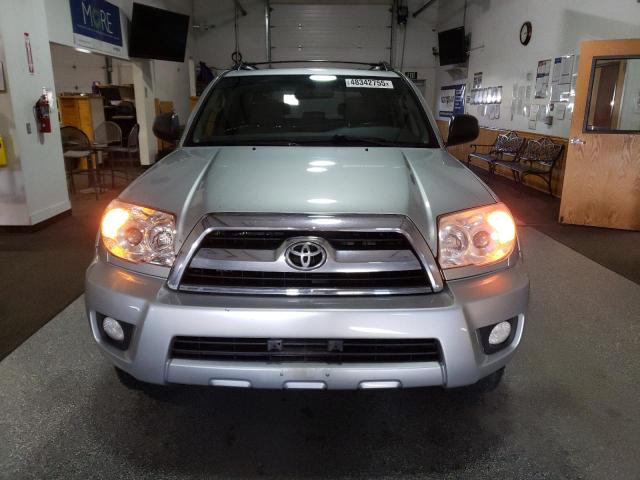 Photo 5 from auction – 2006 TOYOTA 4RUNNER SR with VIN JTEBU14R868067057