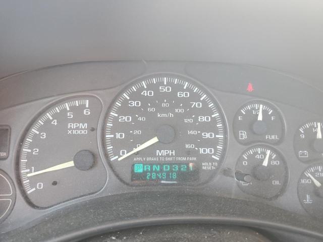 Photo 9 from auction – 2000 CHEVROLET SILVERADO with VIN 1GCEC14W9YZ260504