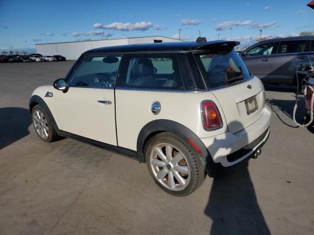 Photo 2 from auction – 2008 MINI COOPER S with VIN WMWMF73528TV35922