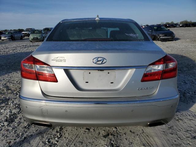 Photo 6 from auction – 2012 HYUNDAI GENESIS with VIN KMHGC4DD2CU194923
