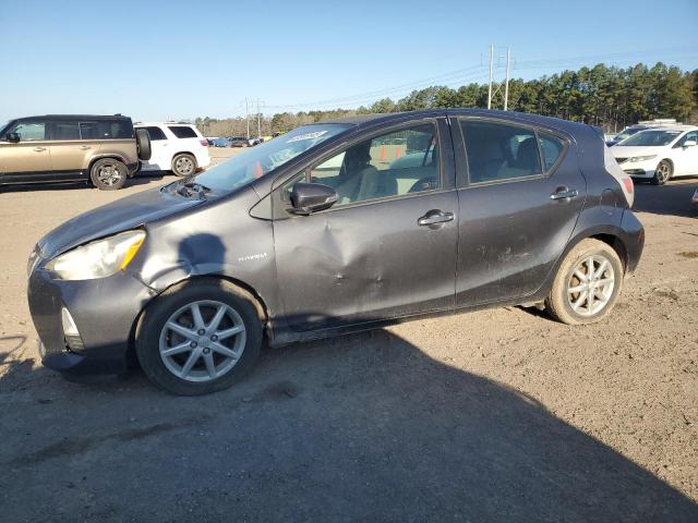 TOYOTA PRIUS C 2013 with VIN JTDKDTB35D1536335 - Photo from auction