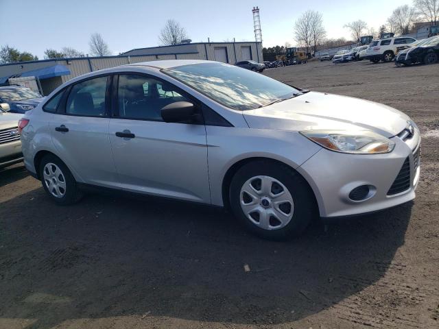 Снимка 4 от търг – 2013 FORD FOCUS S с VIN 1FADP3E27DL217760