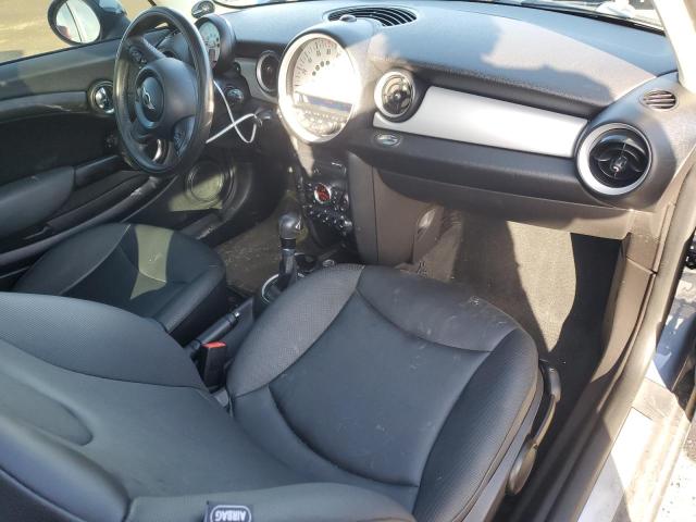 Снимка 8 от търг – 2011 MINI COOPER с VIN WMWSU3C56BT252355