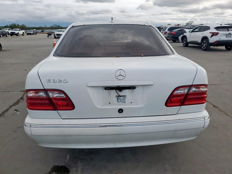 Снимка 6 от търг – 2001 MERCEDES-BENZ E 320 с VIN WDBJF65J71B292564