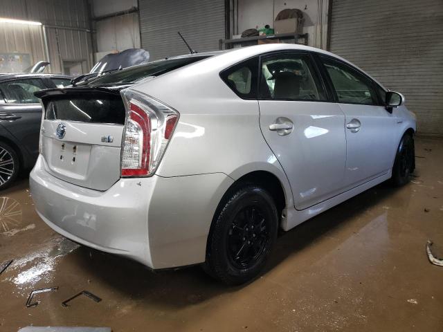 Photo 3 from auction – 2013 TOYOTA PRIUS with VIN JTDKN3DU8D5683521