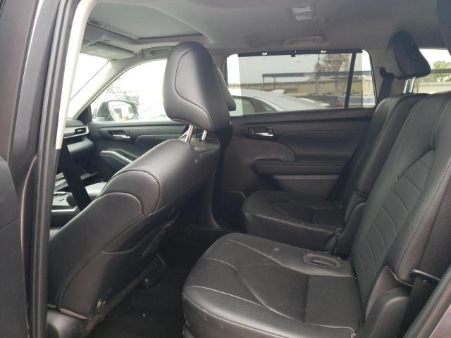 Photo 11 from auction – 2023 TOYOTA HIGHLANDER with VIN 5TDKDRAH2PS002135
