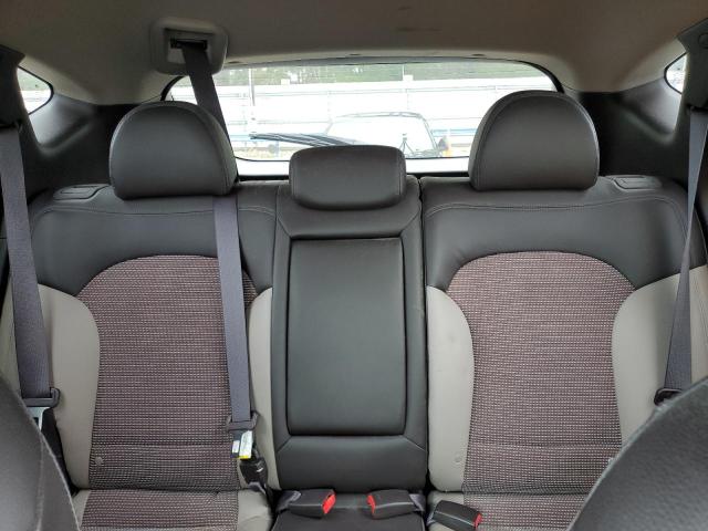 Photo 10 from auction – 2011 HYUNDAI TUCSON GLS with VIN KM8JU3AC2BU257915