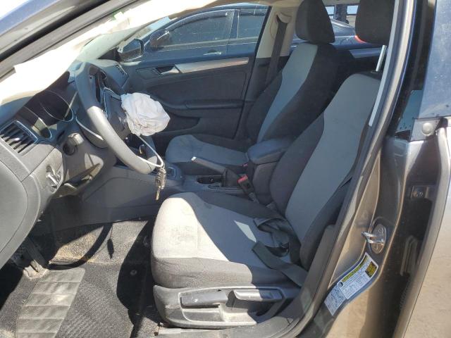 Photo 7 from auction – 2018 VOLKSWAGEN JETTA S with VIN 3VW2B7AJ1JM244433