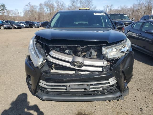 Photo 5 from auction – 2018 TOYOTA HIGHLANDER with VIN 5TDJZRFH6JS553195