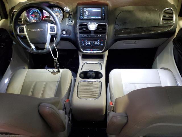 Photo 8 from auction – 2015 CHRYSLER TOWN & COU with VIN 2C4RC1CG3FR547601