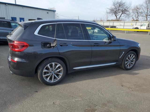 Photo 3 from auction – 2019 BMW X3 XDRIVE3 with VIN 5UXTR9C51KLP93663