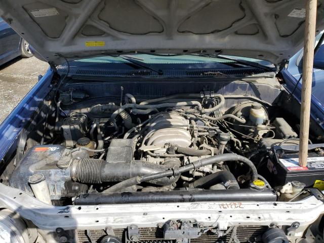 Photo 11 from auction – 2001 TOYOTA SEQUOIA SR with VIN 5TDBT44A71S042139