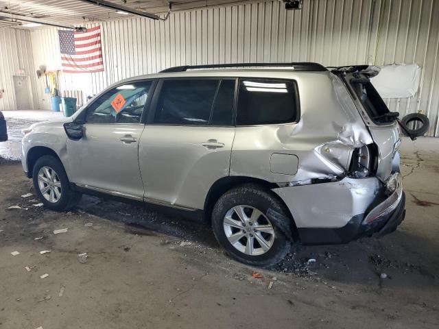 Снимка 2 от търг – 2013 TOYOTA HIGHLANDER с VIN 5TDBK3EH5DS253921