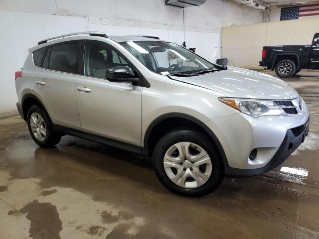 Photo 4 from auction – 2014 TOYOTA RAV4 LE with VIN JTMBFREV7ED059109
