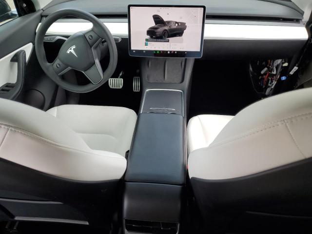 Photo 8 from auction – 2022 TESLA MODEL Y with VIN 7SAYGDEF4NF389207