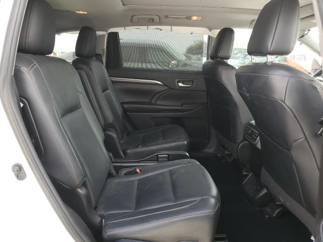 Photo 11 from auction – 2019 TOYOTA HIGHLANDER with VIN 5TDYZRFHXKS337768