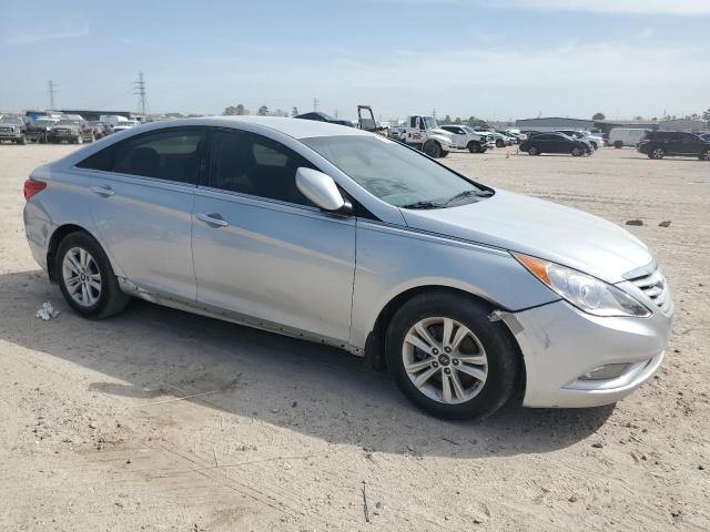 Photo 4 from auction – 2013 HYUNDAI SONATA GLS with VIN 5NPEB4AC3DH520976